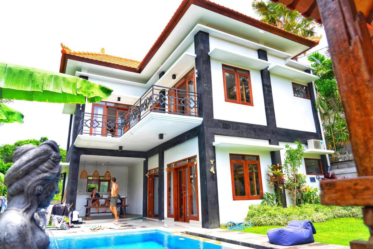 Zentiga Surf Hostel Canggu  Exterior photo